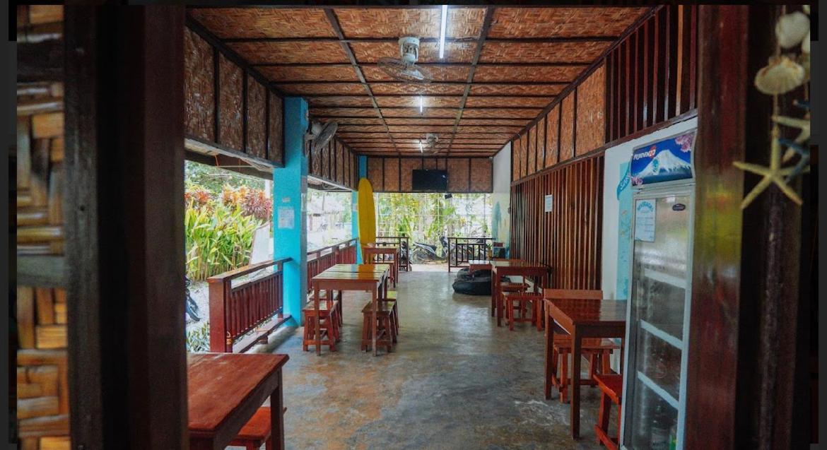 ג'נרל לונה Tres Islas Hostel מראה חיצוני תמונה
