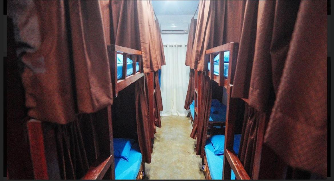 ג'נרל לונה Tres Islas Hostel מראה חיצוני תמונה