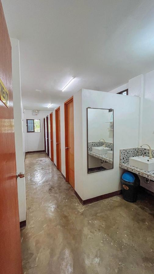 ג'נרל לונה Tres Islas Hostel מראה חיצוני תמונה