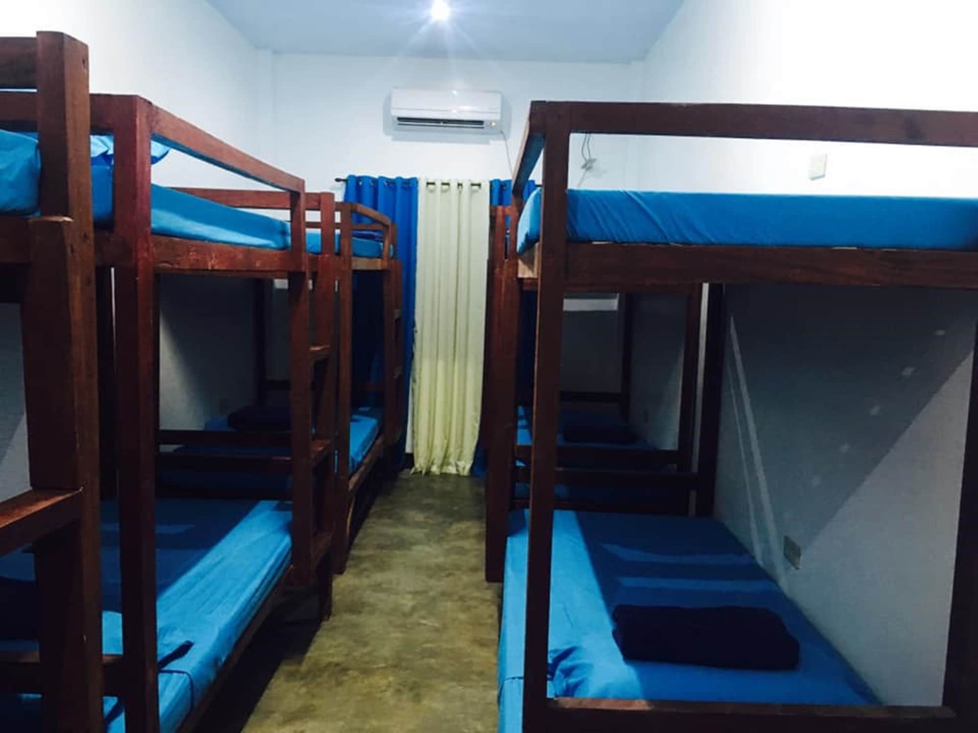 ג'נרל לונה Tres Islas Hostel מראה חיצוני תמונה